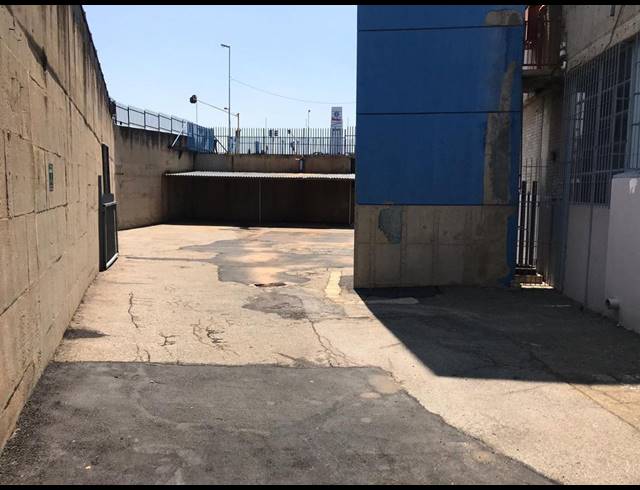 2,490M² WAREHOUSE TO LET IN WYNBERG